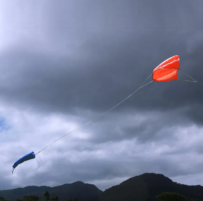 SOL Parafoil winch line retrieval kite